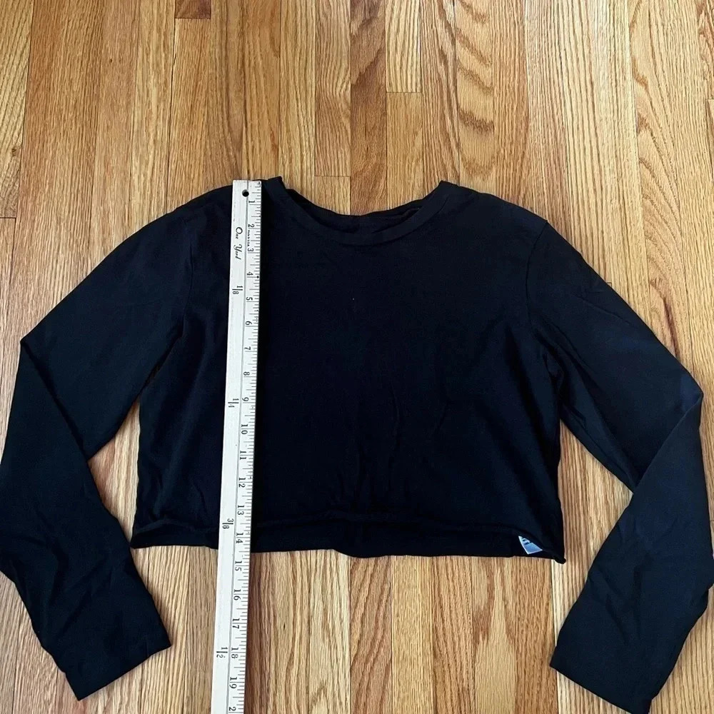 Wild Fable black shirt